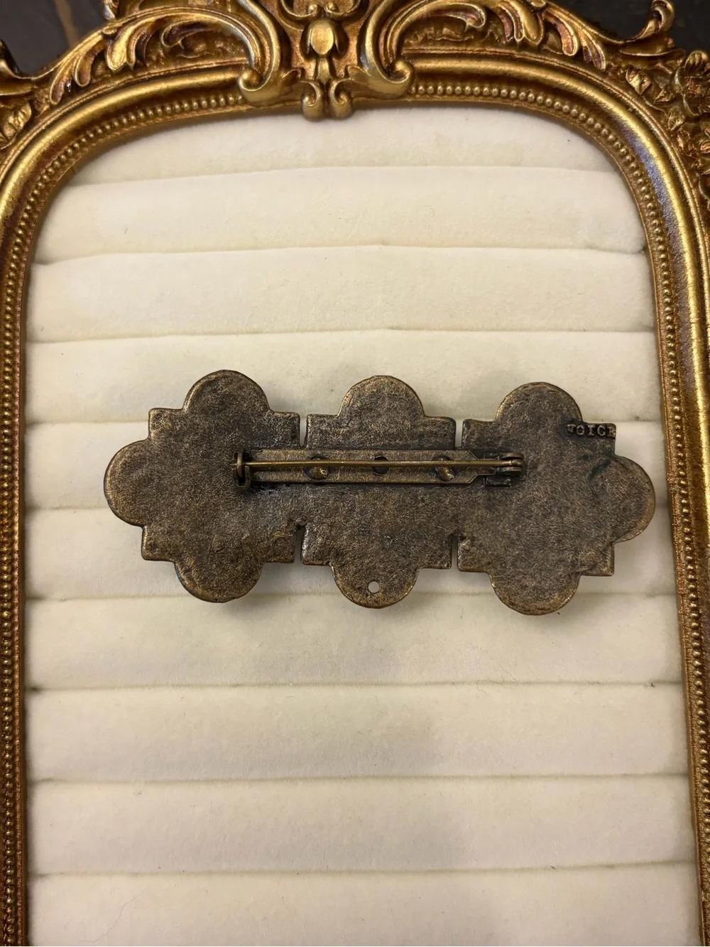 Vintage Gold‎ Tone Filigre Bar Brooch Mother Of Pearl Style Stones Victorian